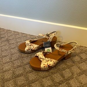 Target Clog Heels with Linen Staps // Memory Foam